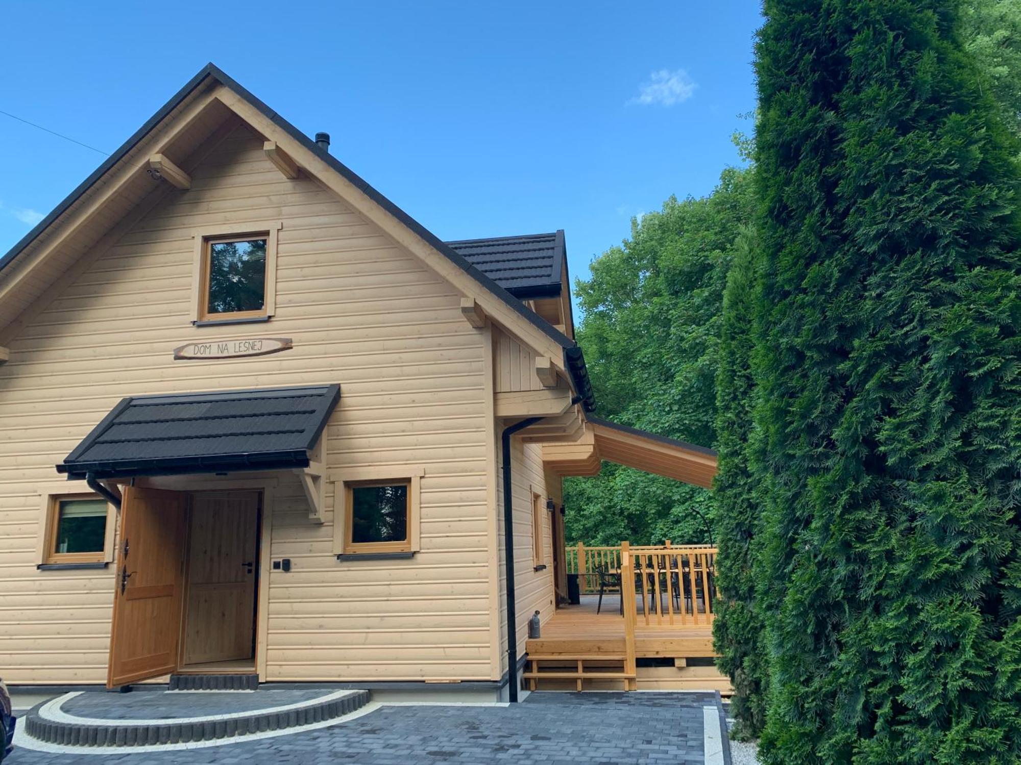 Villa Dom Na Lesnej Polwies Exterior foto